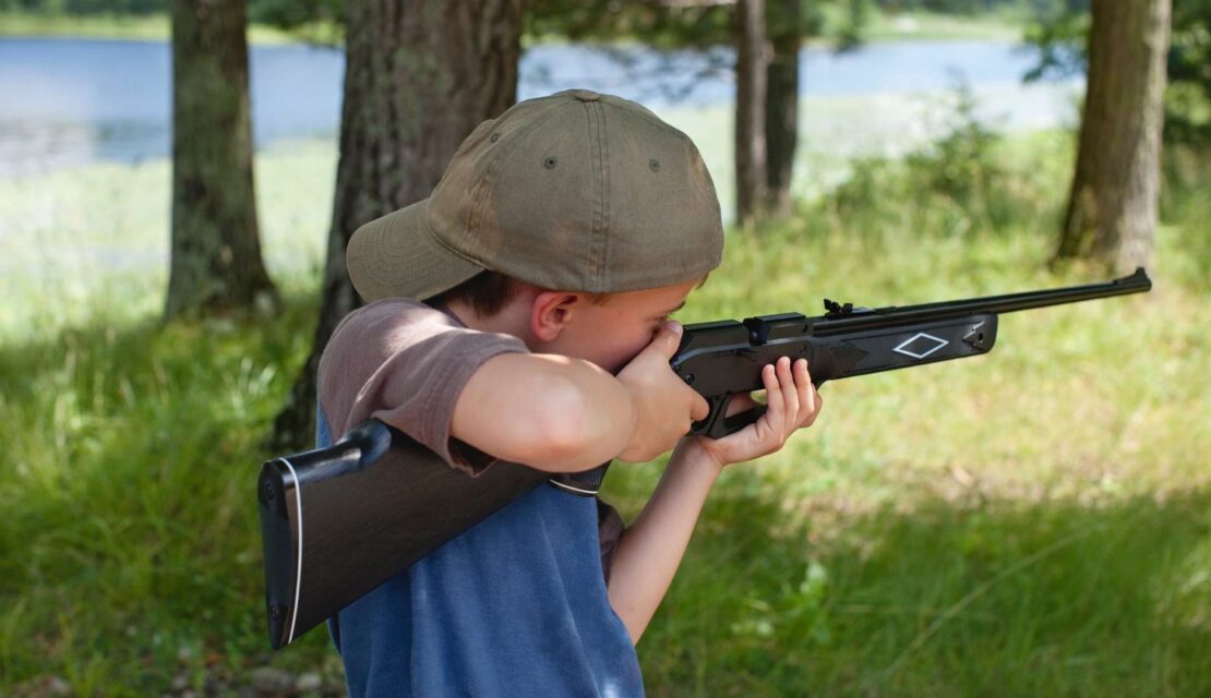 9 Best BB Guns For Kids (2021 Reviews & Buying Guide)