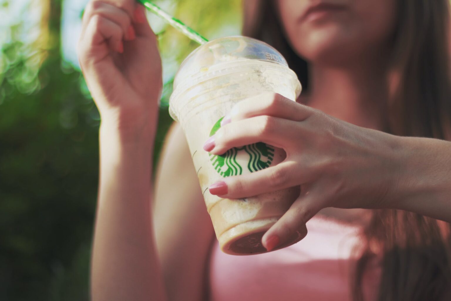 starbucks-drinks-while-pregnant-guide-2024