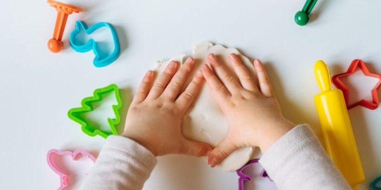 Top 7 Activities to Help Children Develop Fine Motor Skills 2